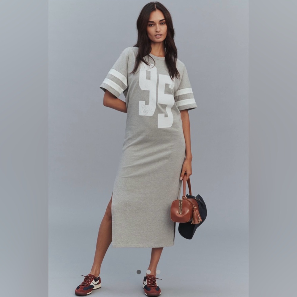 Daily Practice Short Sleeve Gray Midi Dress, Medium